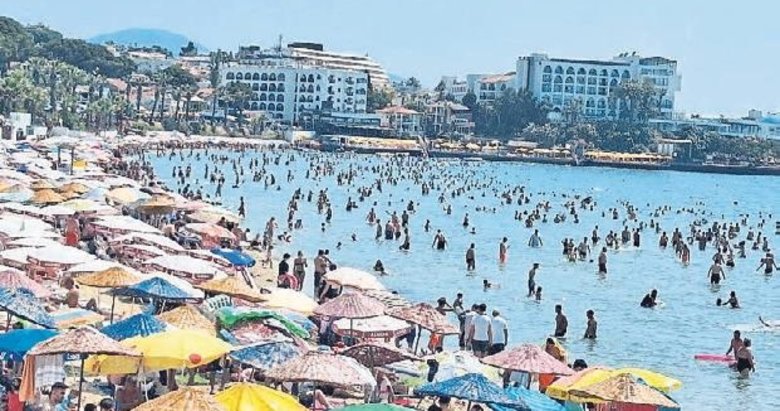 Kuşadası’nda oteller doldu turizmcilerin yüzü güldü