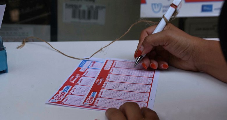 Çılgın Sayısal Loto talihlisi, 6,5 milyon TL kazandığını bayide öğrendi
