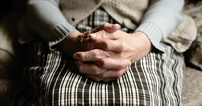 Alzheimer hastası işini kendisi yapsın