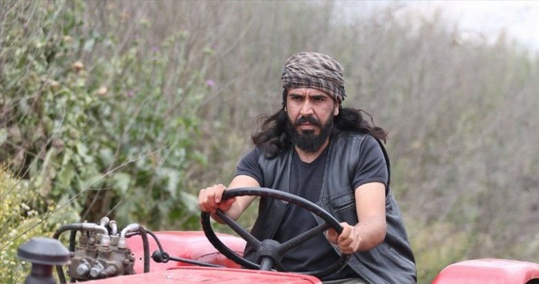 Hafta içi sette hafta sonu tarlada