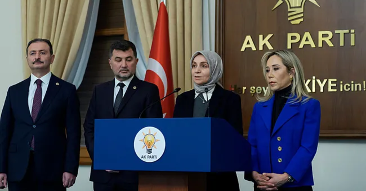 Sosyal medya düzenlenmesi Meclis'te! O yaş altına yasak geliyor