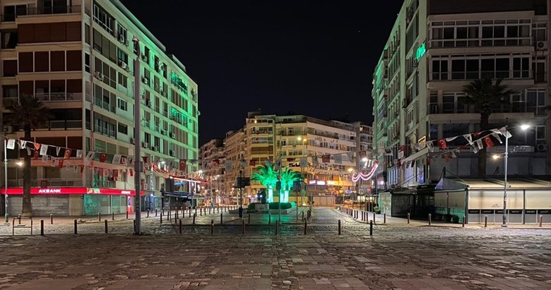 İzmir’de sokaklar yeniden sessizliğe gömüldü