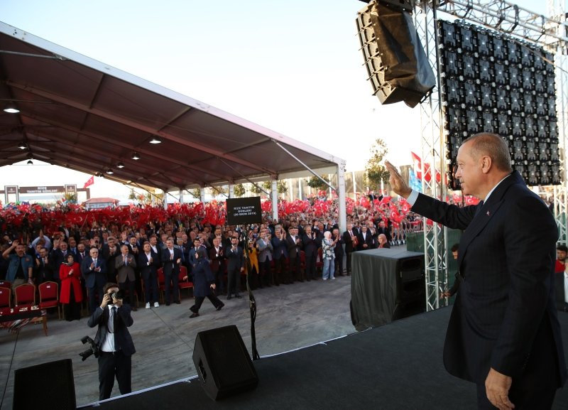 Başkan Erdoğan, Rize Tanıtım Günleri stantlarını tek tek ziyaret etti