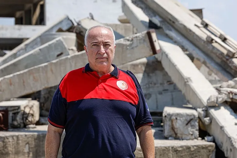 izmir-itfaiyecileri-17-agustos-depremini-anlatti-en-buyuk-aci-veren-sey-caresizlikti-1786961744434.jpeg