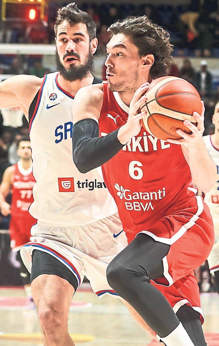 12 Dev Adam seriye bağladı