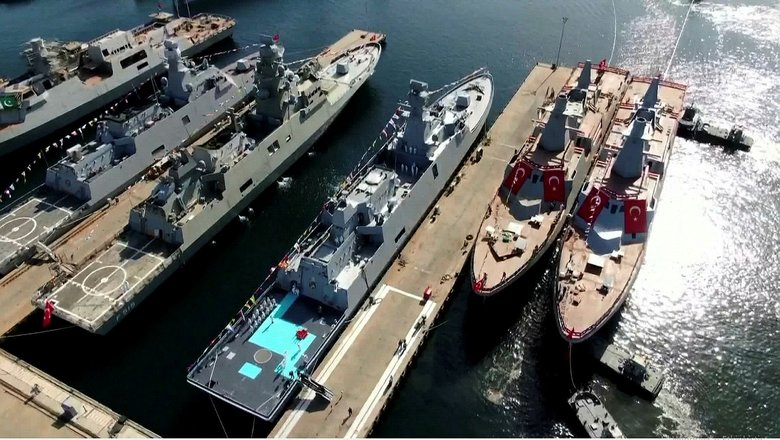 2 açık deniz karakol gemisi ’Mavi Vatan’ ile buluştu