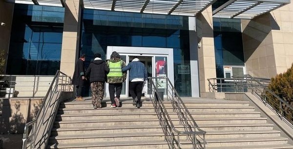 ’Kol kesme’ iddiası asılsız çıktı! MasterChef Uğur Kardaş tutuklandı