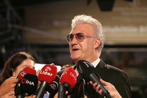 Pınar Altuğ eski rol arkadaşı Tamer Karadağlı hakkında açıklama yaptı