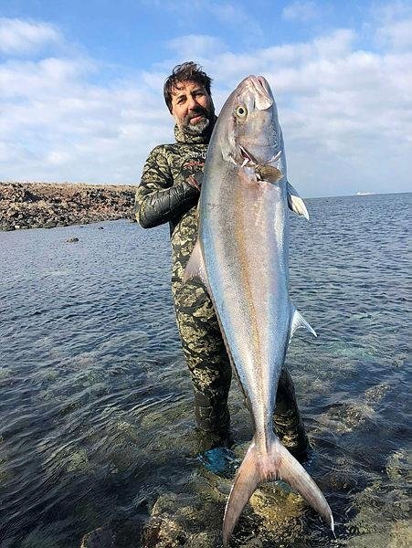 Çanakkale’de avladığı balık şaşırttı! 1,5 metre boyunda 27 kilo
