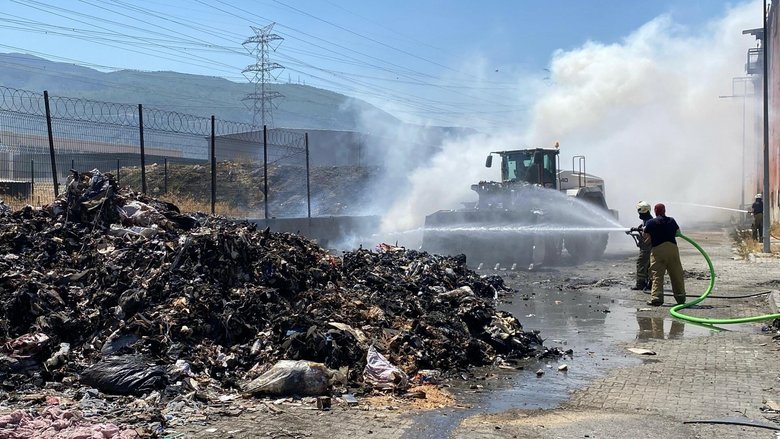 İzmir’deki Ayakkabıcılar Sitesi’nde korkutan yangın