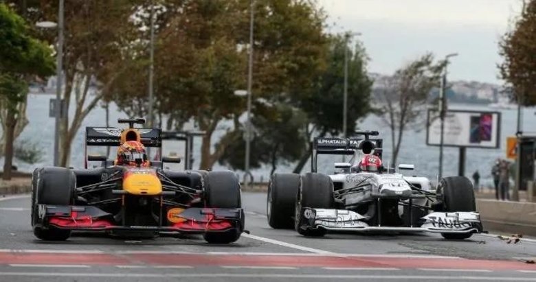 Formula 1 sevenlere müjde! İstanbul’a geri dönüyor...  Kültür ve Turizm Bakanı Ersoy tarih verdi