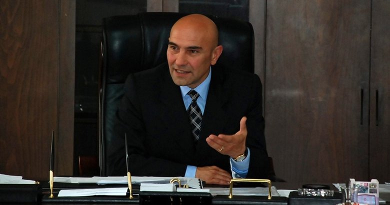 chp izmir buyuksehir belediye baskan adayi tunc soyer kimdir tunc soyer kac yasinda ve nereli