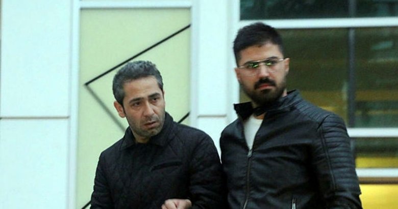 Katil kalpten öldü