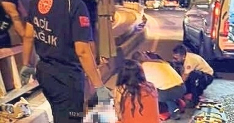 Motosiklet gençlerin canına mal oldu