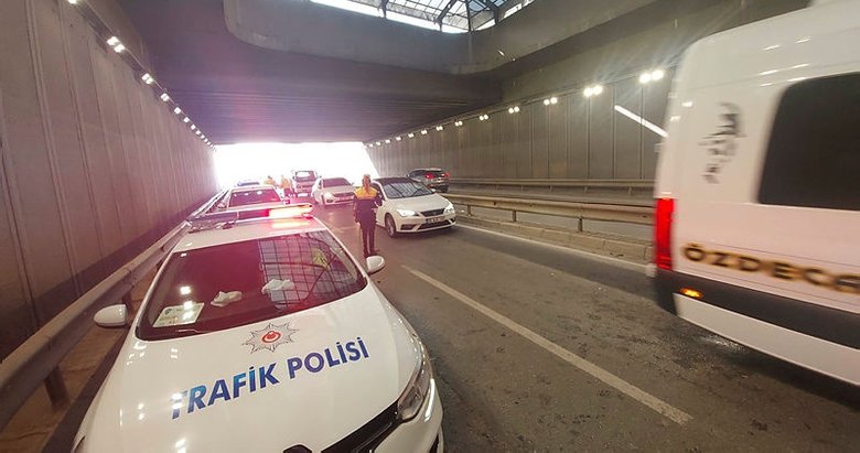 İzmir’de 2 yunus polisi kazada yaralandı