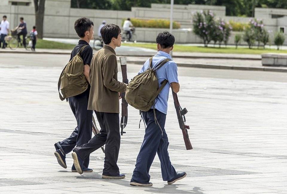 Kuzey Koreli askerlerin günlük yaşamı fotoğraflandı