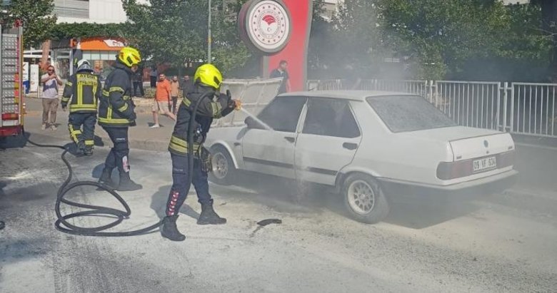 1 Saat önce aldığı otomobil 1 dakikada küle döndü!