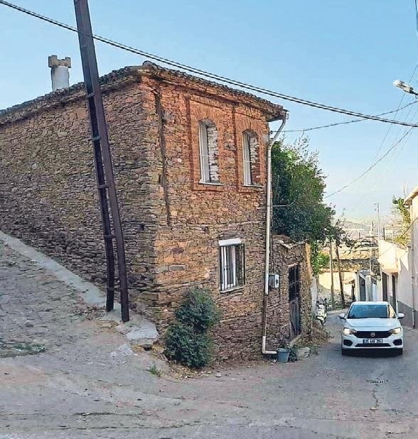 Tire’de bir garip sosyete
