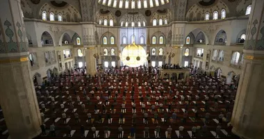 İzmir’de cuma namazı saat kaçta? | 14 Ağustos