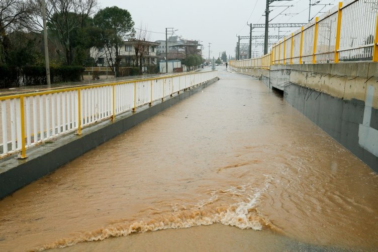İzmir’deki sağanak ve su baskını sonrası son durum