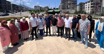 Merkezefendi Belediyesi’nin skandalına tepkiler dinmiyor: İlla heykel yapacaklarsa, 15 Temmuz kahramanlarının heykelini yapsınlar...