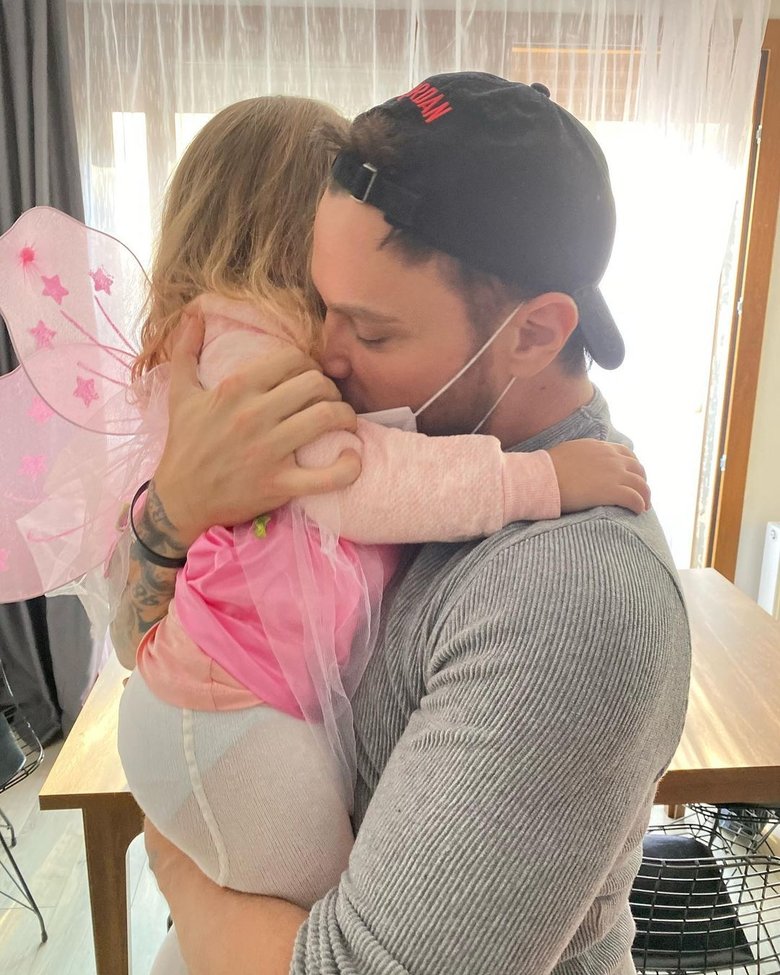 Bakan Soylu ve müzisyen Akçıl, Ayda’yı ziyaret etti