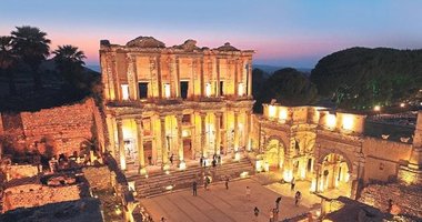 Efes’te yıldızlar altında tarihi yolculuk
