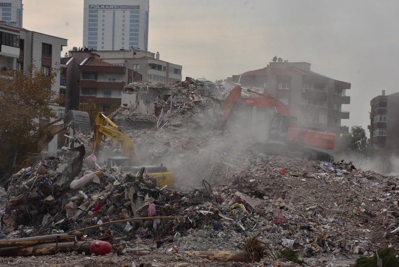 Izmir Deki Yikici Deprem Zeminin Yapisini Degistirdi Izmir Haberleri