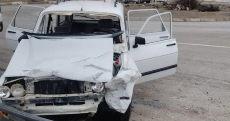 14 yaşındaki çocuğun kullandığı araç kaza yaptı: 2’si çocuk 6 yaralı