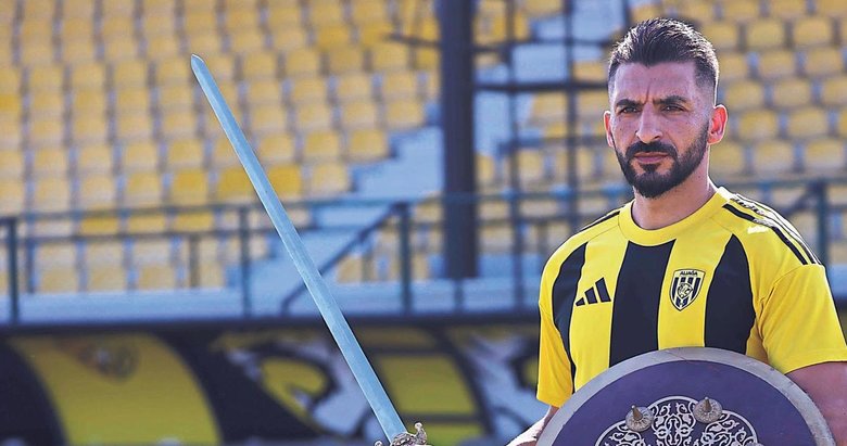 Aliağa FK Sergen’le imzaladı
