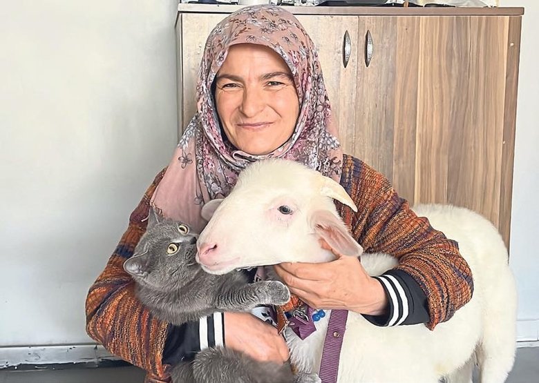 Sandık başından renkli ve ilginç seçim manzaraları
