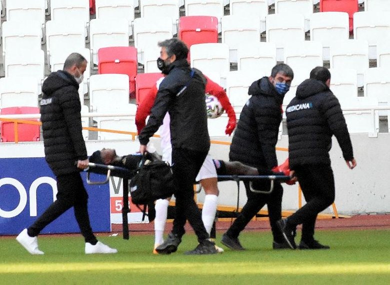 Denizlispor puanı uzatmalarda kaptı! Sivasspor Denizlispor 2-2 MAÇ SONUCU - ÖZET