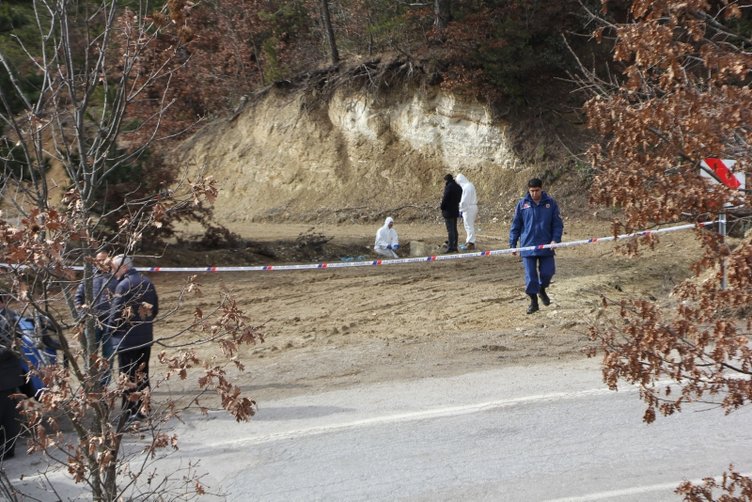 Kütahya’da şüpheli ölüm! Ormanlık alanda erkek cesedi bulundu