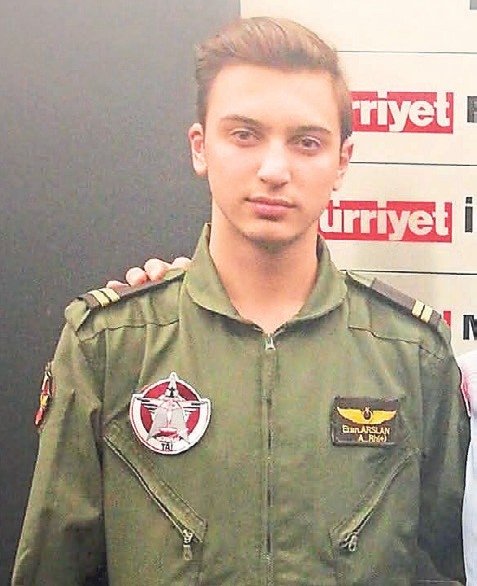 Kahraman şehitlerin hikayeleri yürek burktu