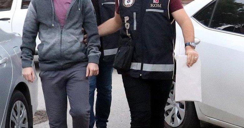 İzmir’de FETÖ soruşturmasında evli çift gözaltına alındı