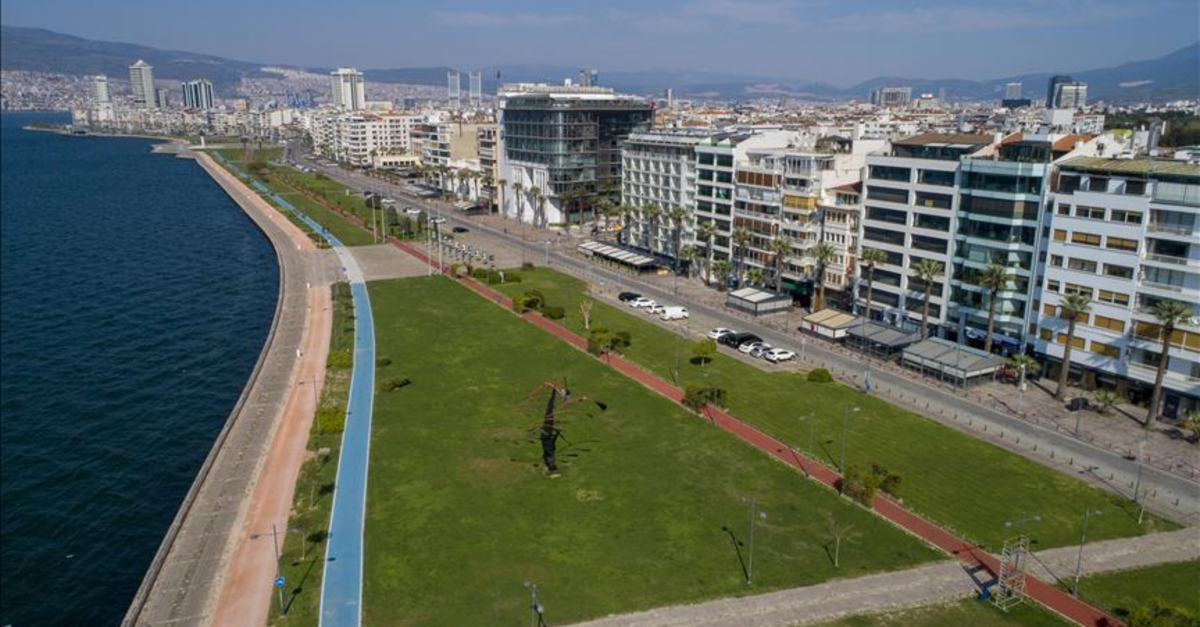 İZMİR HAVA DURUMU 17 MART SALI | İzmir'de bugün hava nasıl olacak? Yağış var mı?