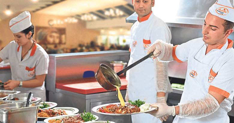 Kebapta İzmir’in markası Antepli Ramazan Usta