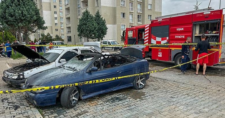 Uşak’ta karısıyla tartışan kişi, evini ve eşinin 2 otomobilini kundakladı