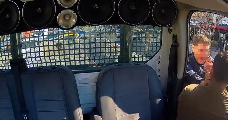 Sosyal medyada gündem olmuştu: İzmir’de sürücüyü darbeden polis memuru açığa alındı!