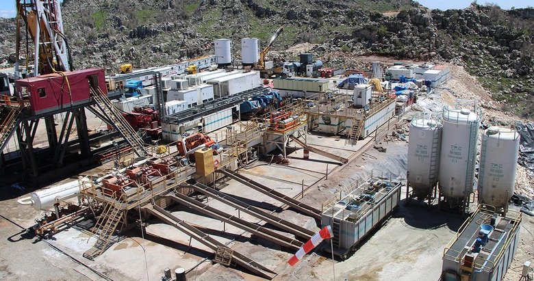 Bakan Bayraktar, Gabar’da günlük petrol üretiminin 75 bin varile ulaştığını bildirdi