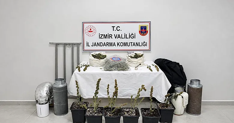 İzmir’de 5 kilo skunk ele geçirildi