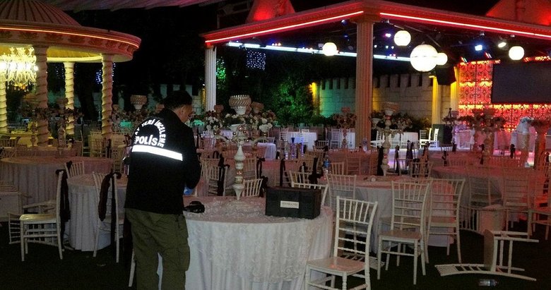 İzmir’deki düğünde husumetli akraba kavgası: 1 ölü, damat dahil 5 yaralı