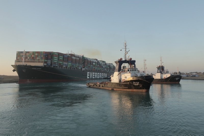 Süveyş Kanalı’nda karaya vuran Ever Given gemisi için flaş karar! Süveyş Kanalı’ndaki kazada yeni gelişme