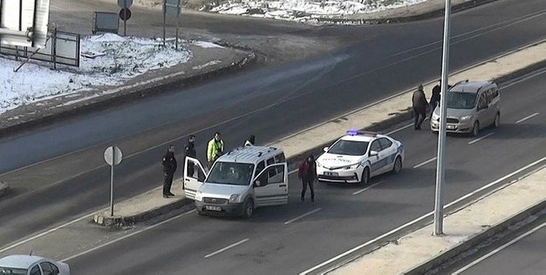 İzmir’deki cinayet zanlısı Yunanistan’a kaçarken yakalandı