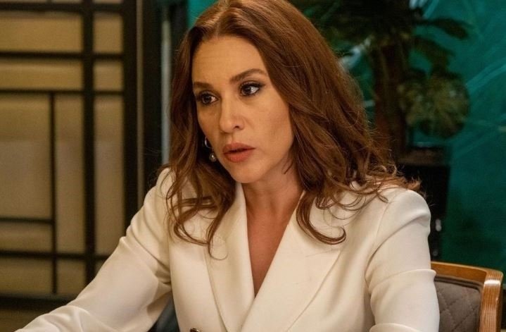 Evrim Alasya seti birbirine kattı! Yönetmeni kaçırdı