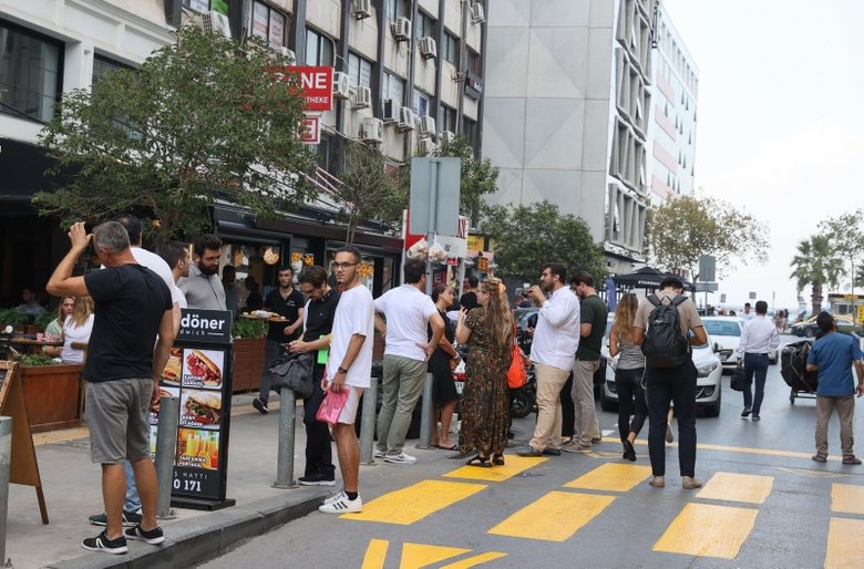 Son dakika: Ege’de korkutan deprem! AFAD son depremler....