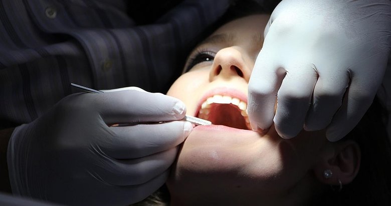 Diş eti hastalığı erken doğuma neden olabilir