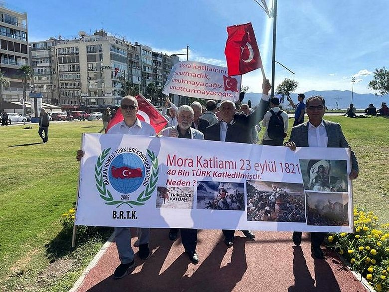 Dünyaya unutturulan katliam: Tripoliçe! Yunanistan’ın İzmir Başkonsolosluğu’na siyah çelenk bıraktılar