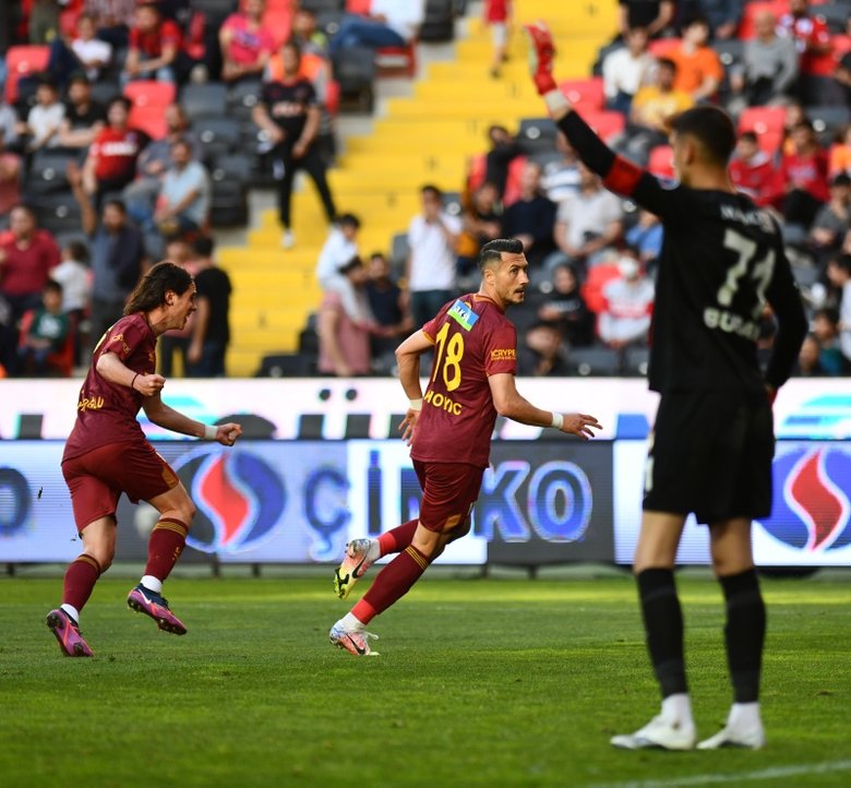Tarihe geçti küme düştü! Göztepe Süper Lig’e veda eden 2. takım oldu