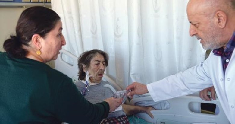 Karnından yaklaşık 11 kilo tümör çıkarıldı